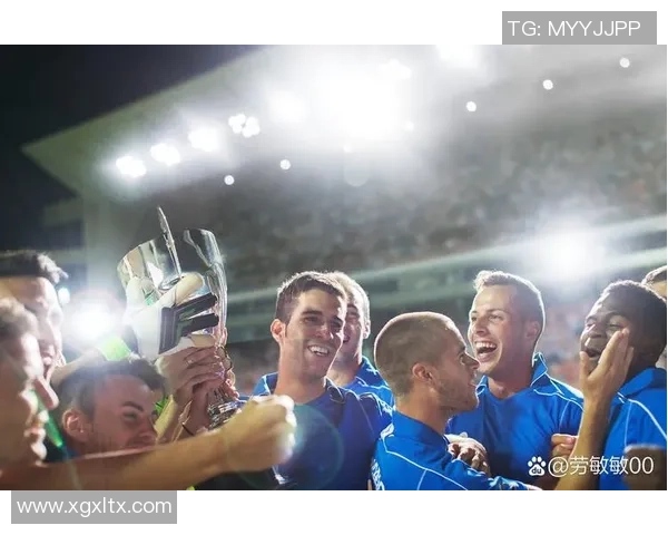 成都足球明星赛现场激情四溢球迷齐聚共享足球盛宴